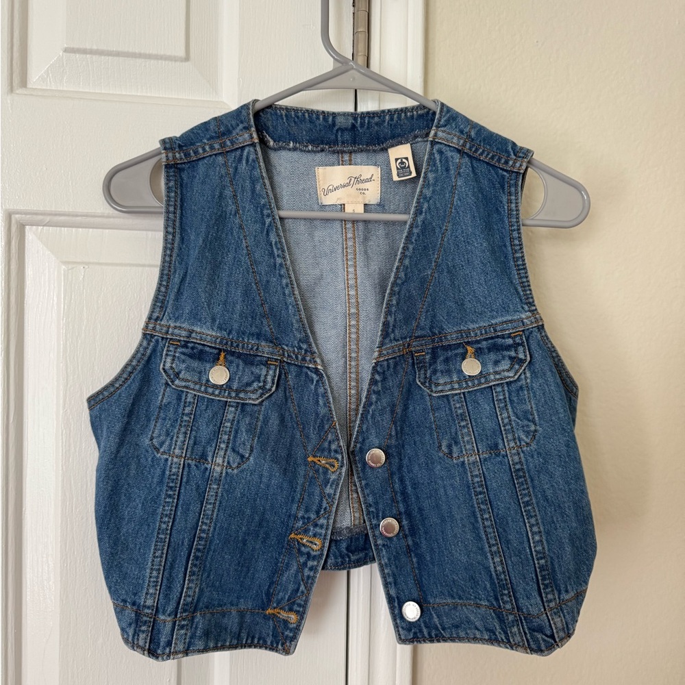 Universal Thread Blue Denim Vest